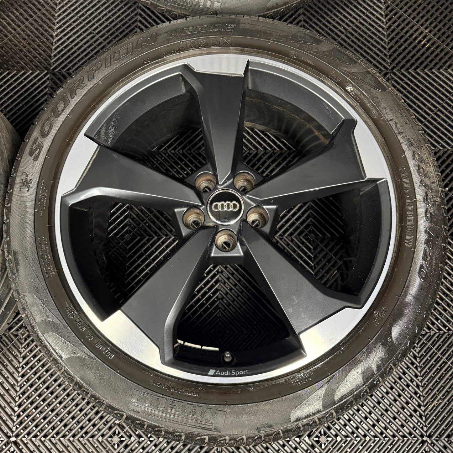 20'' GENUINE AUDI Q5 S LINE ROTOR BLACK EDITION ALLOY WHEELS TYRES 80A601025AQ