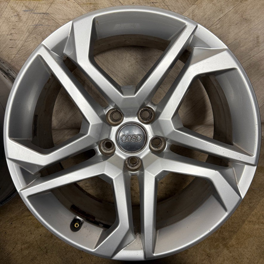 18'' GENUINE AUDI A4 A6 A3 Q5 Q3 STAR SPOKE WHEELS ALLOYS 80A601025P