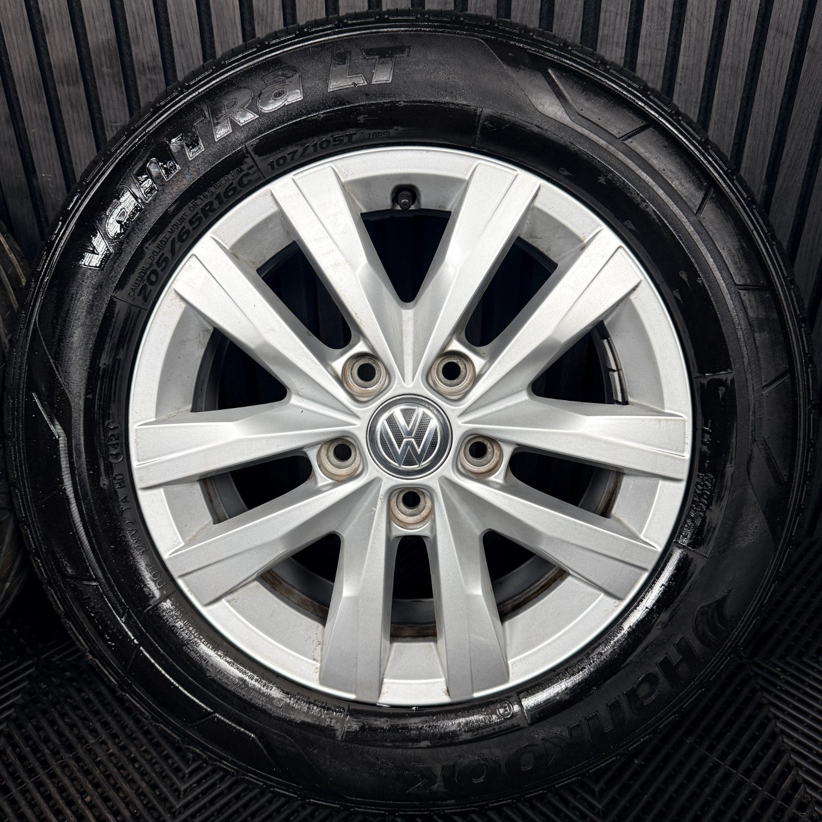 16'' VW Transporter T6 T6.1 T5 Caravelle Clayton Alloy Wheels Tyres Genuine