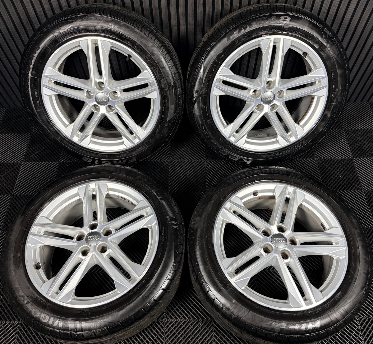 19'' Audi Q5 5 Double Spoke S Line Alloy Wheels Tyres 5X112 80A601025G Genuine