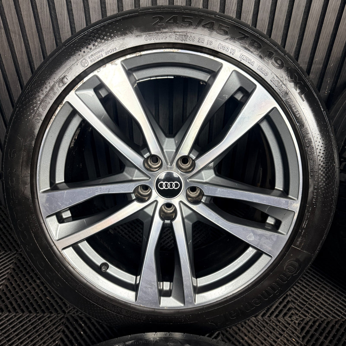 19'' Audi A6 C8 S Line 5 Double Spoke Alloy Wheels Tyres 4K0601025H Genuine