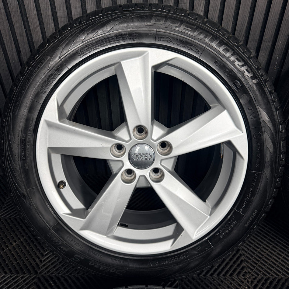 17'' Audi Q2 5 Spoke Alloy Wheels Tyres Alloys 81A601025B Genuine