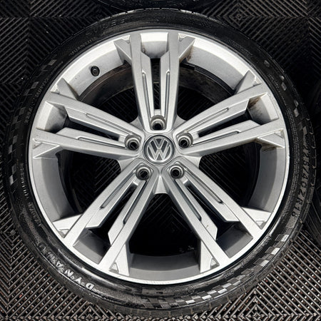 18" VW Golf Seville Silver GTD GT Mk7 Alloy Wheel Tyres 5G0601025CM Genuine