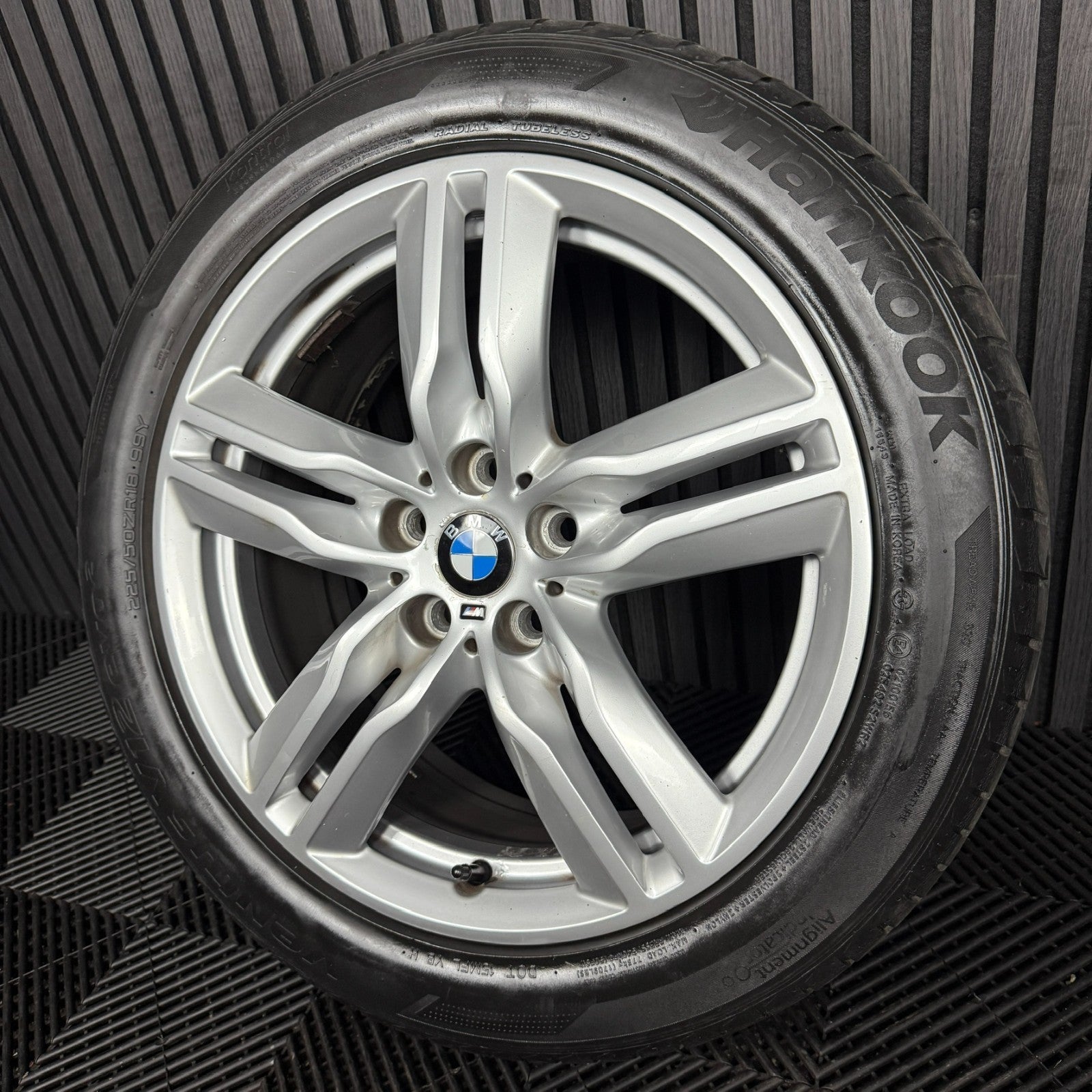 1X 18'' GENUINE BMW X1 570 F48 X2 F39 M SPORT ALLOY WHEEL TYRE 7850456 7.5J ET51