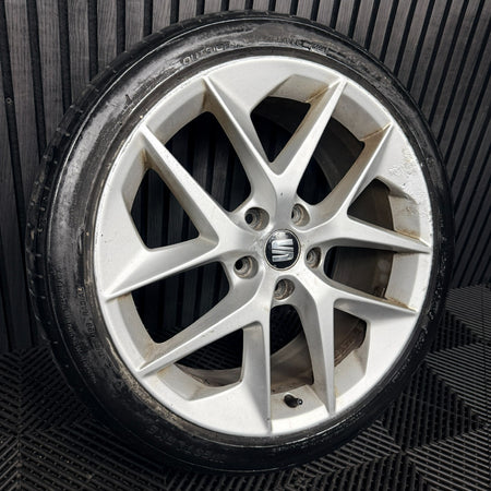 1X 18'' Seat Leon FR Performance MK3 Alloy Wheel Tyre Single Genuine 5F0601025F