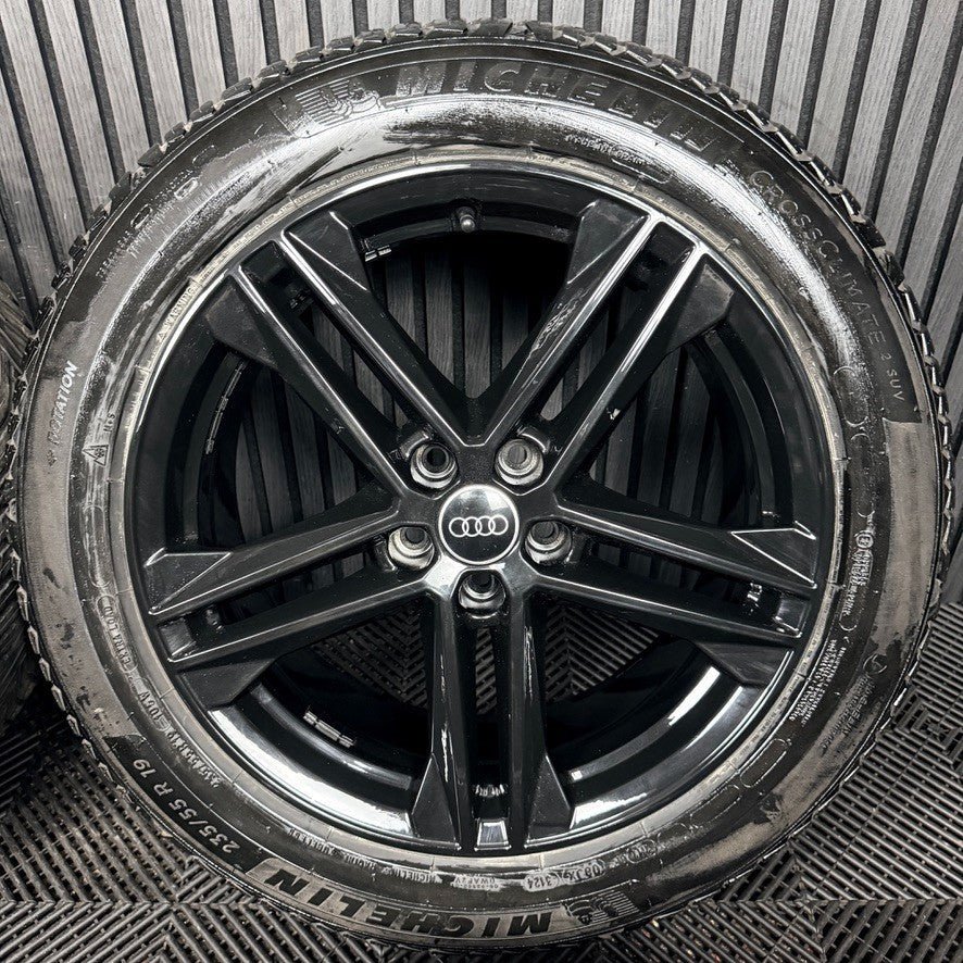 19'' Audi Q5 Black S Line Alloy Wheels Tyres 5X112 80A601025G Genuine