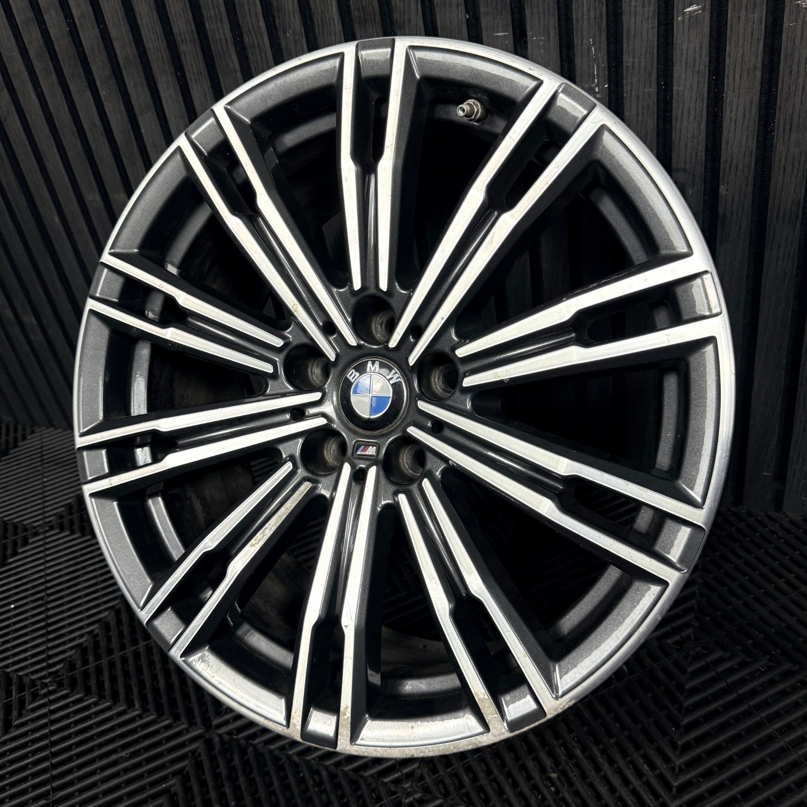 1X 18'' BMW 3 Series 790 M Sport G21 G20 Alloy Wheel Front 8089890 Genuine