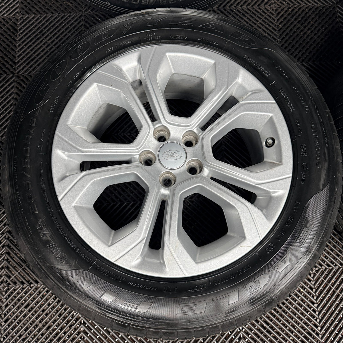 18'' Range Rover Evoque Silver Discovery Sport Land Alloy Wheels Tyres Genuine