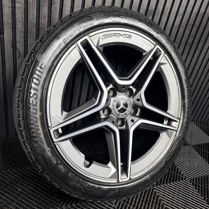 1X 18'' AMG Mercedes A Class CLA W177 Sport Alloy Wheel Tyre A1774011500 Genuine