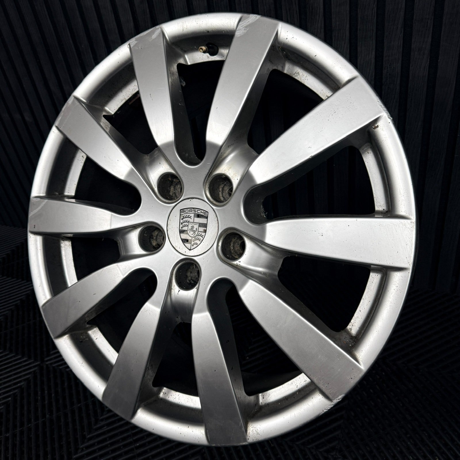 1X 20'' Porsche Cayenne 10 Spoke Alloy Wheel Genuine 7P5601025B 92A