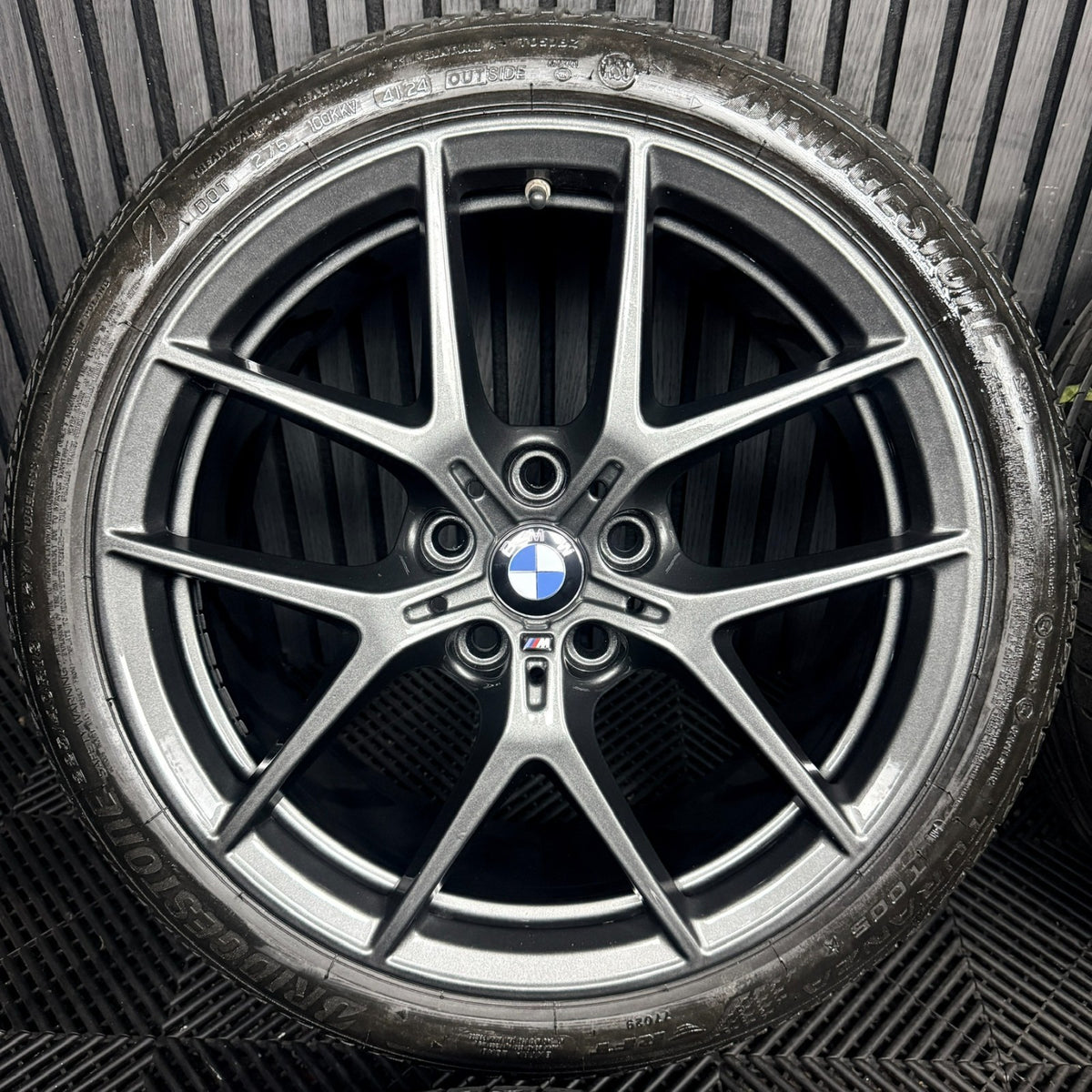 18'' BMW 1 Series 554 Grey M Sport 2 F40 F44 Alloy Wheels Tyres 8092353 Genuine
