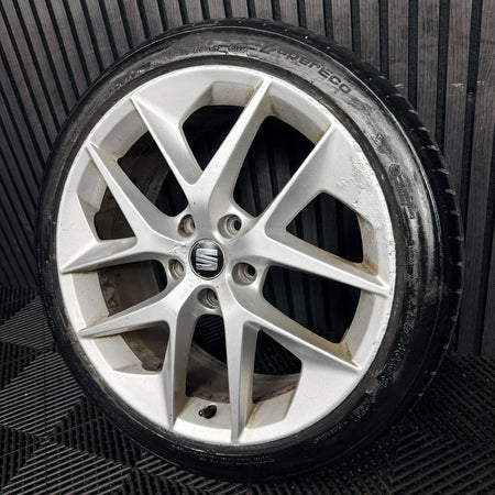 1X 18'' Seat Leon FR Performance MK3 Alloy Wheel Tyre Single Genuine 5F0601025F