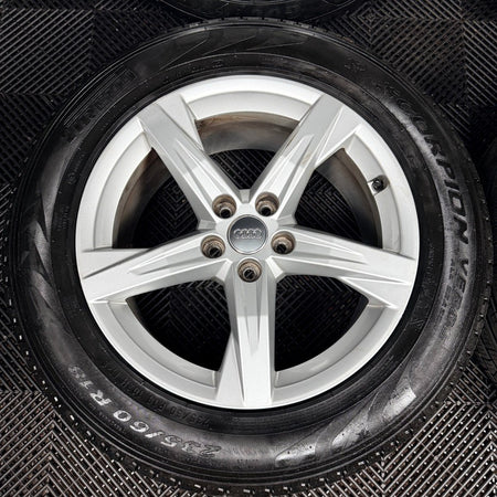 18'' Audi Q5 5 Spoke Alloy Wheel Tyres 80A601025BE Genuine