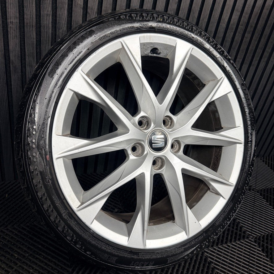 1X 18'' Seat Leon FR Performance MK3 Alloy Wheel Tyre Single Genuine 5F0601025AA