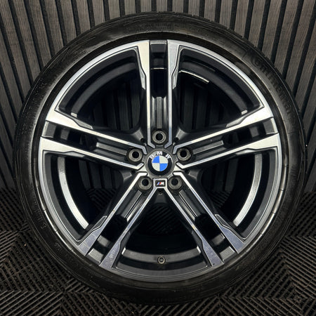 1x 18'' BMW 1 Series 819 M Sport 2 F40 F44 Alloy Wheels Tyre 8092352 Genuine OEM
