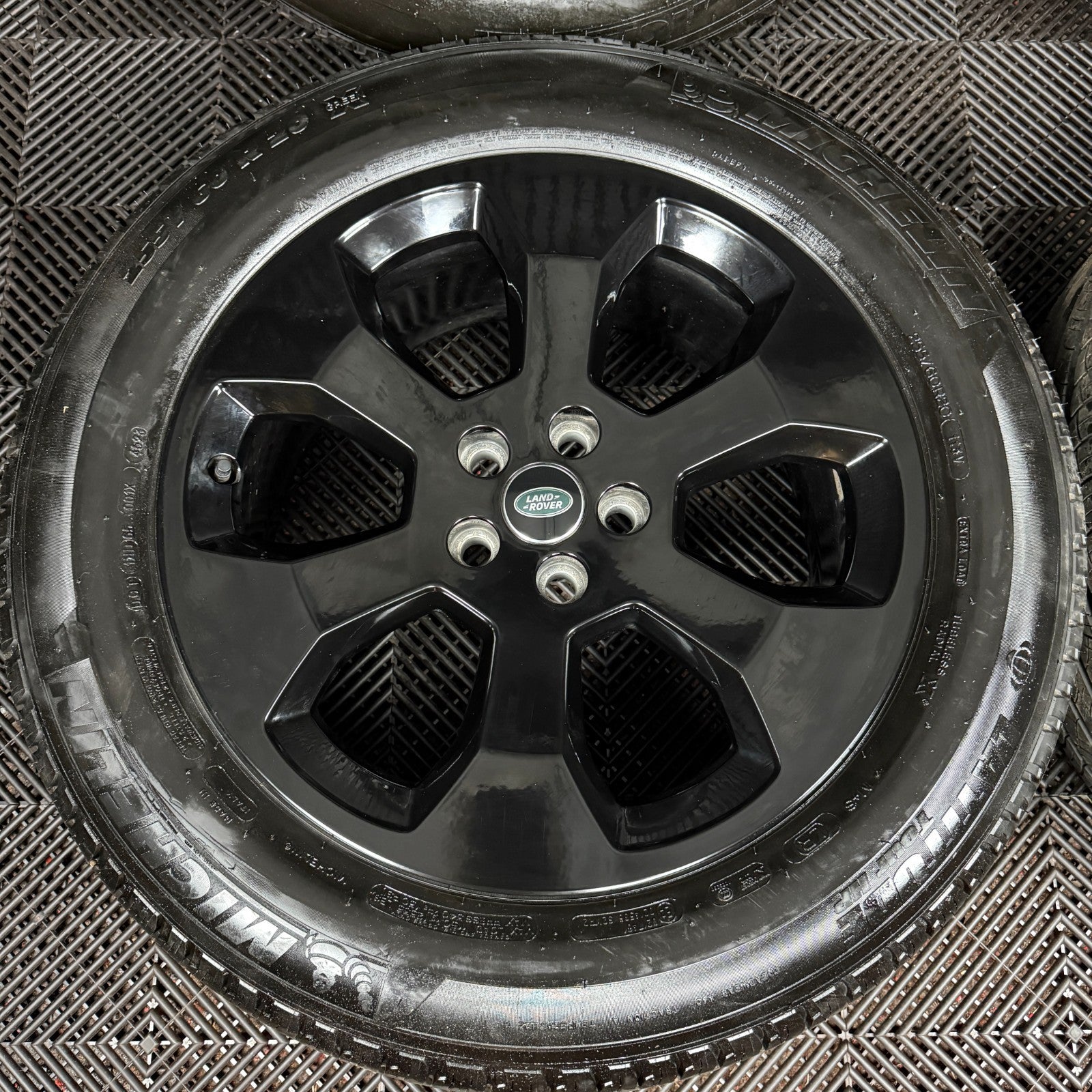 20'' GENUINE LAND ROVER DEFENDER 6 SPOKE BLACK 6011 ALLOY WHEELS TYRES ALLOYS