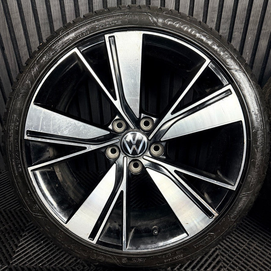 18" VW Golf GTD Mk8 GT GTI Bakersfield Wheels Tyre Alloy 5H0601025J Genuine