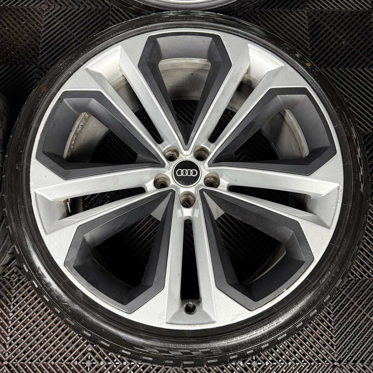 22'' Audi Sq8 Q8 S Line 4M Alloy Wheels Alloys Tyres 4M8601025AN Q5 Genuine