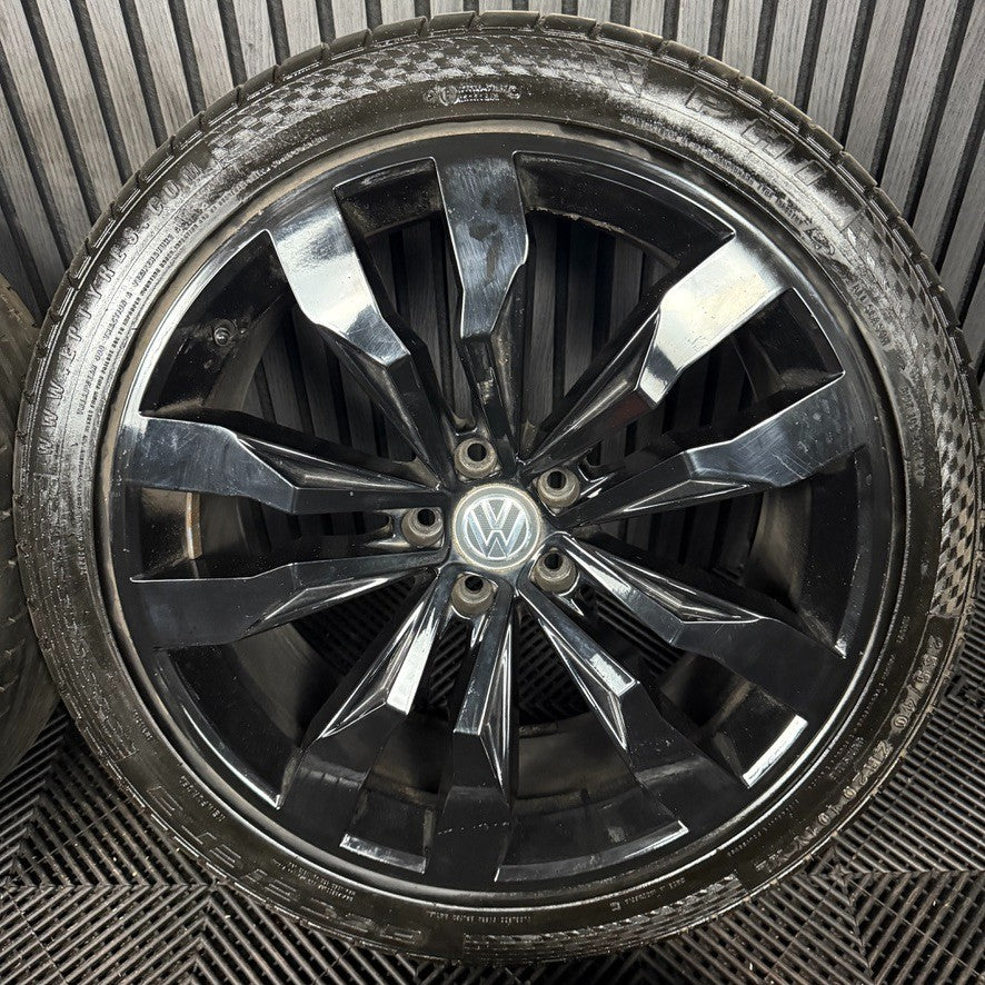 20'' GENUINE VW TIGUAN R LINE SUZUKA BLACK ALLOY WHEELS TYRES ALLOYS 5NA601025G