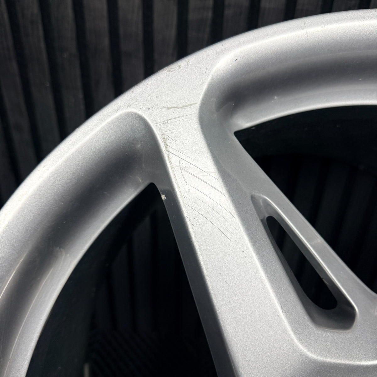 1X 20'' Ferrari 458 Italia Spider Alloy Wheel 5 Spoke Rear 282333 282335 Genuine