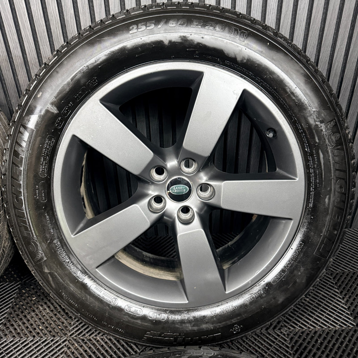 20'' Land Rover Defender 5 Spoke Grey 5098 Alloy Wheels Tyres Alloys Genuine