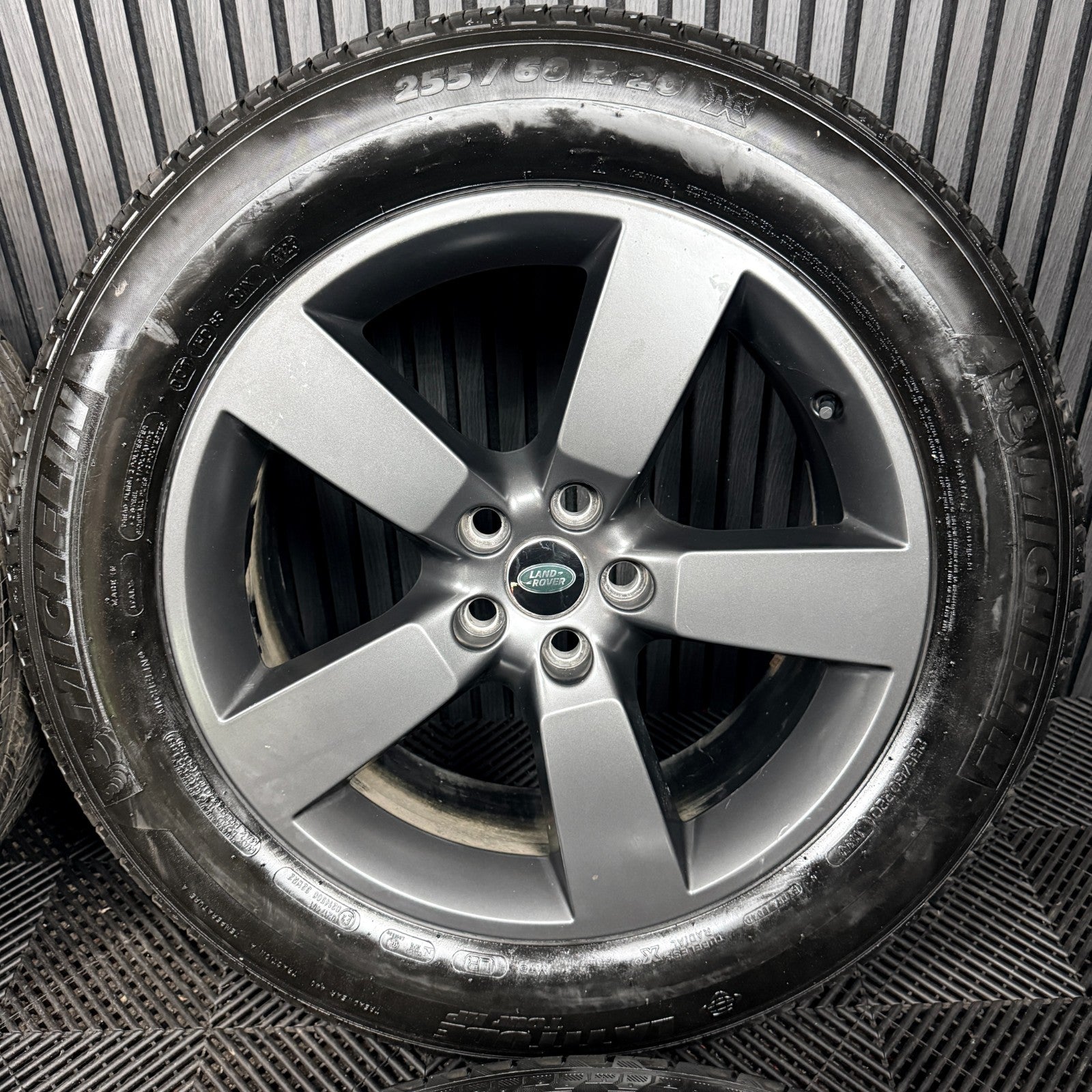 20'' Land Rover Defender 5 Spoke Grey 5098 Alloy Wheels Tyres Alloys Genuine
