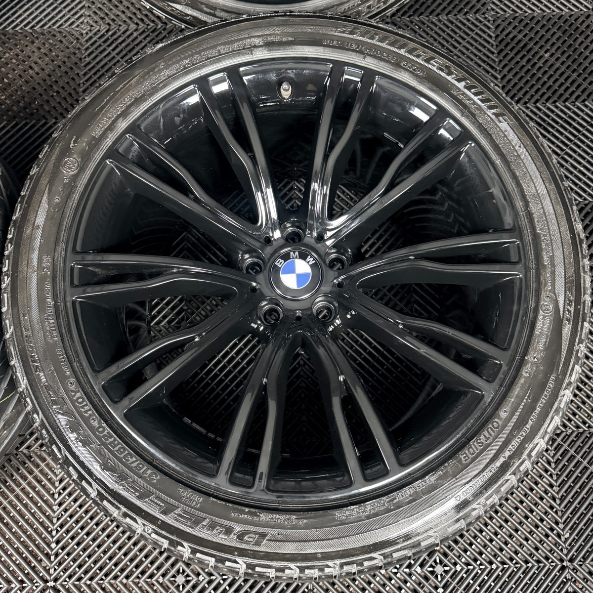20'' BMW X5 F15 X6 F16 551 Black M Sport Alloy Wheels Tyres Alloys Genuine