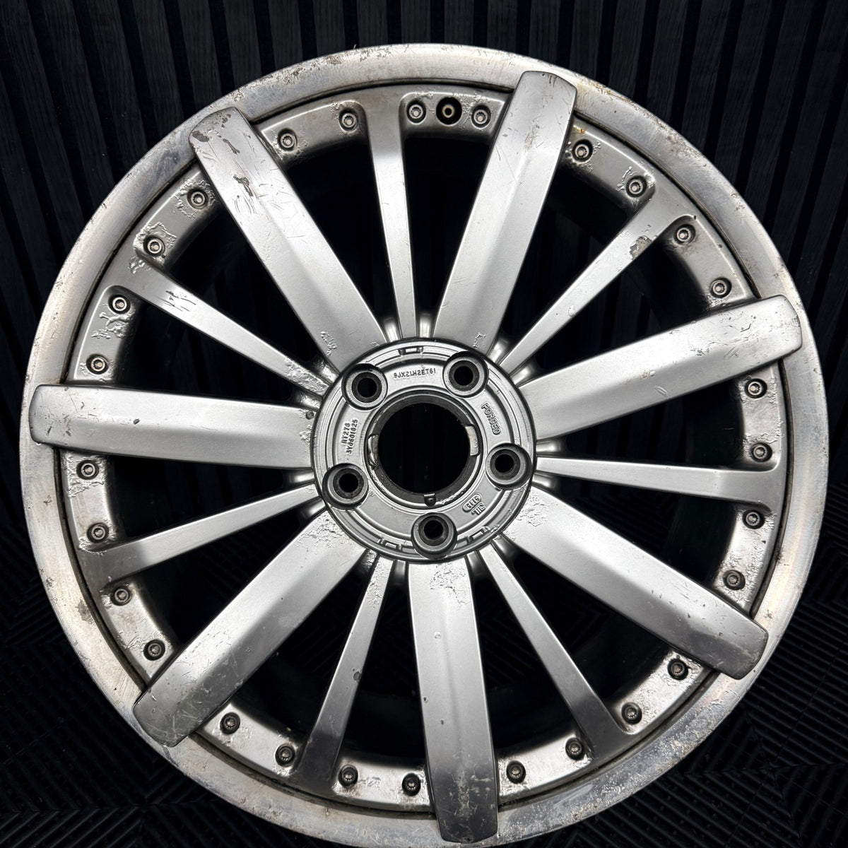 1X 21'' Bentley Mulsanne Alloy Wheel 9J ET61 3Y0601025 2 Piece Genuine