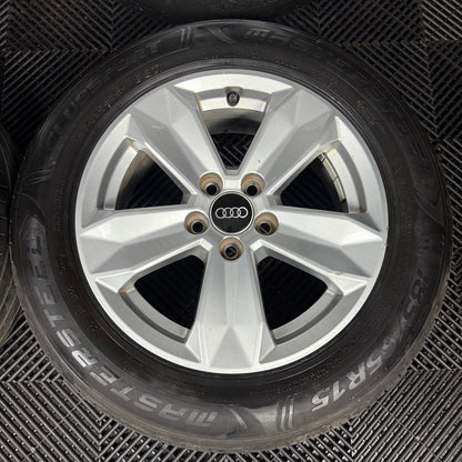 15'' GENUINE AUDI A1 5 SPOKE ALLOY WHEELS ALLOYS TYRES 82A601025