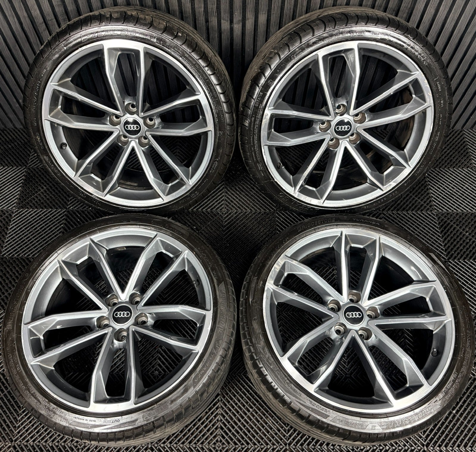 19'' Audi A5 S Line S5 Alloy Wheels Alloys Tyres 8W0601025DF Genuine