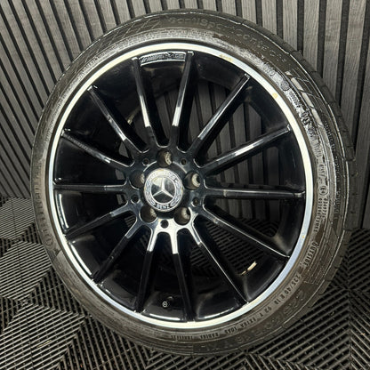 1X 18'' GENUINE AMG MERCEDES A CLASS CLA W176 BLACK ALLOY WHEEL TYRE A1764010200