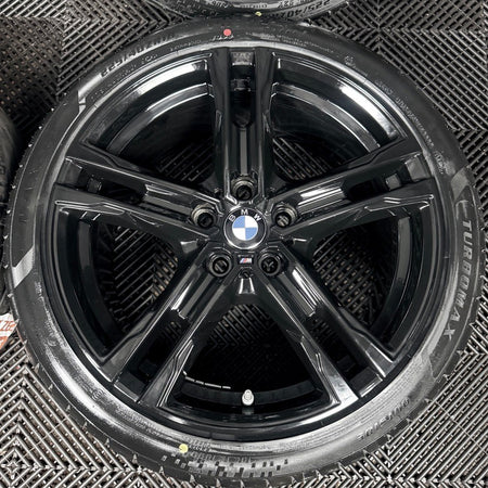 18'' BMW 1 Series 819 Black M Sport 2 F40 F44 Alloy Wheels Tyres 8092352 Genuine