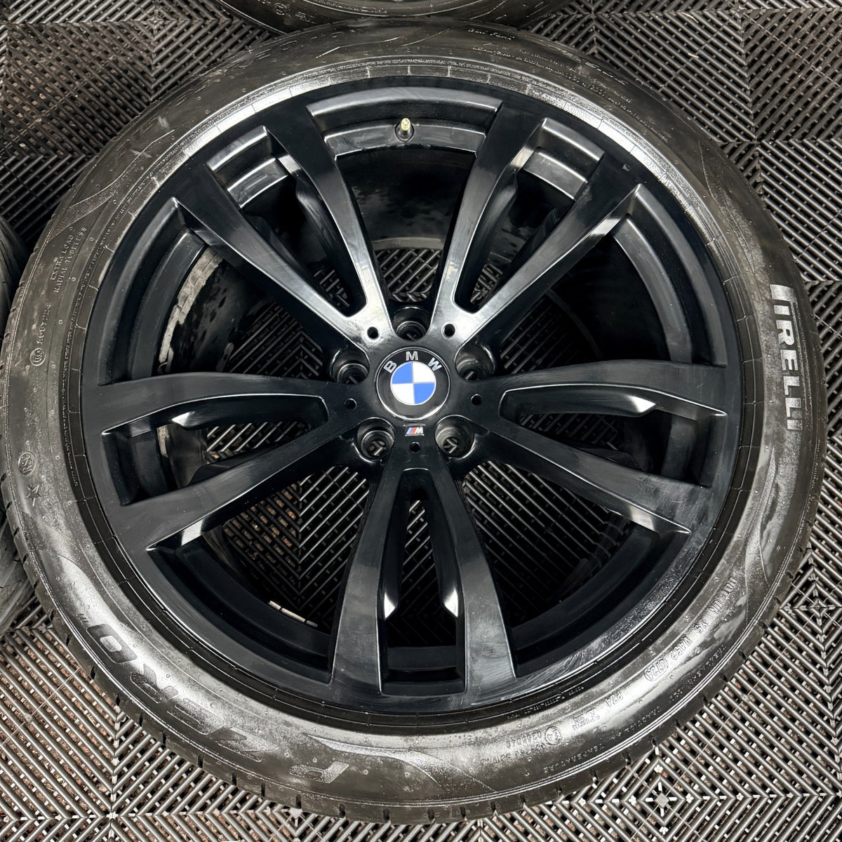 20'' BMW X5 F15 X6 F16 469 Satin Black M Sport Alloy Wheels Tyres Alloys Genuine