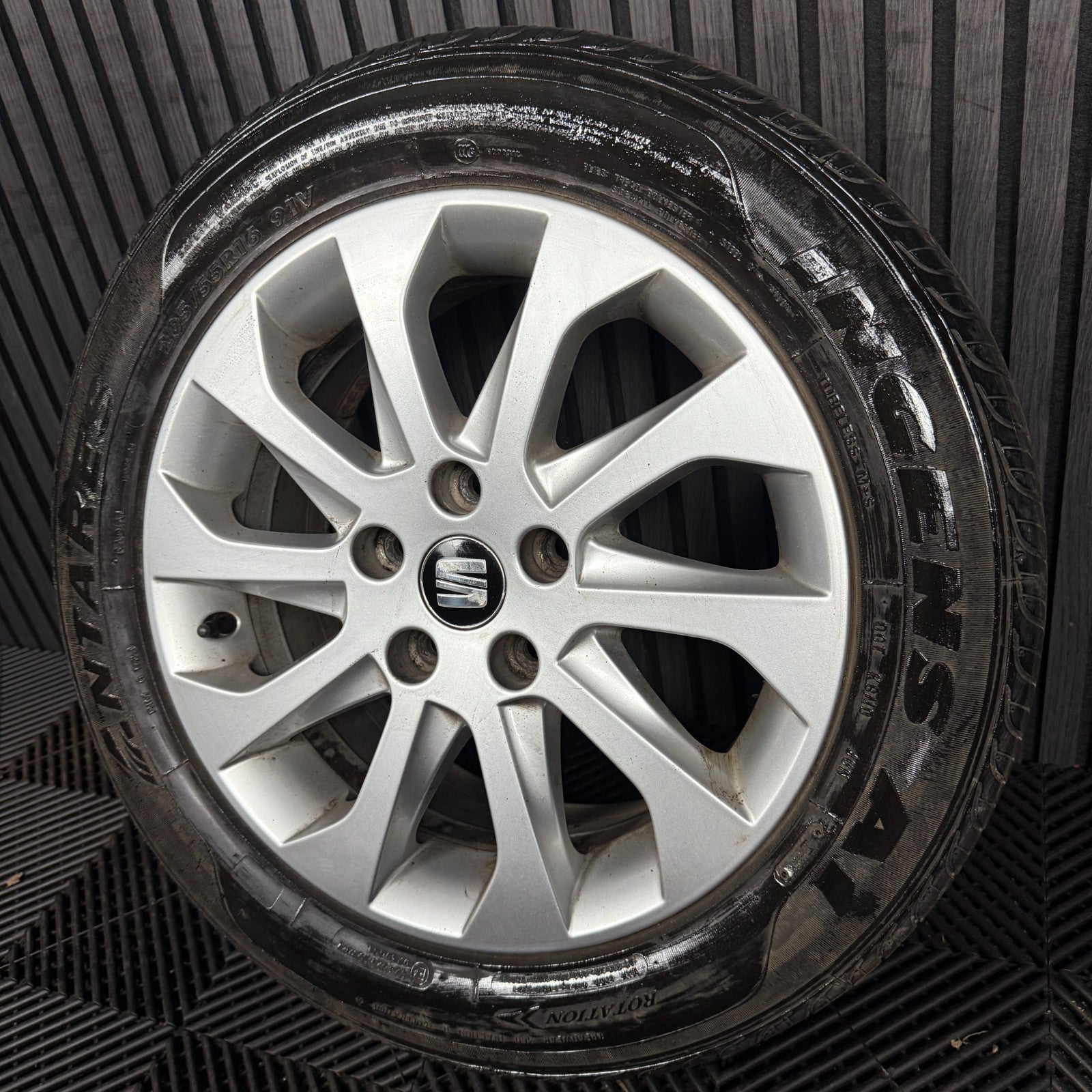 1X 16'' GENUINE SEAT LEON MK3 ALLOY WHEEL TYRE SPARE SINGLE 5F0601025A