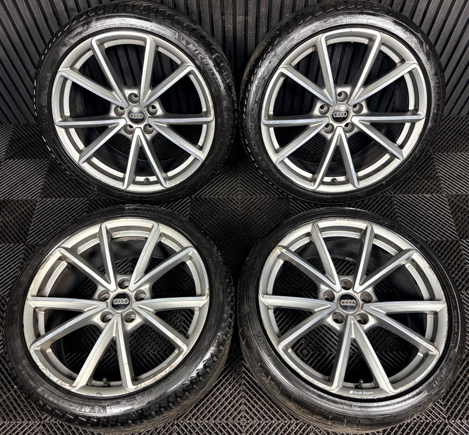 19'' Audi A4 S Line Grey DC B8 B9 Alloy Wheels Alloys Tyres 8W0601025BD Genuine