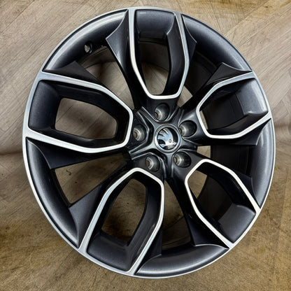 1X 19'' GENUINE SKODA KAROQ CRATER ALLOY WHEEL SPARE  5X112 FITMENT  8J ET45 PART: 57A601025Q