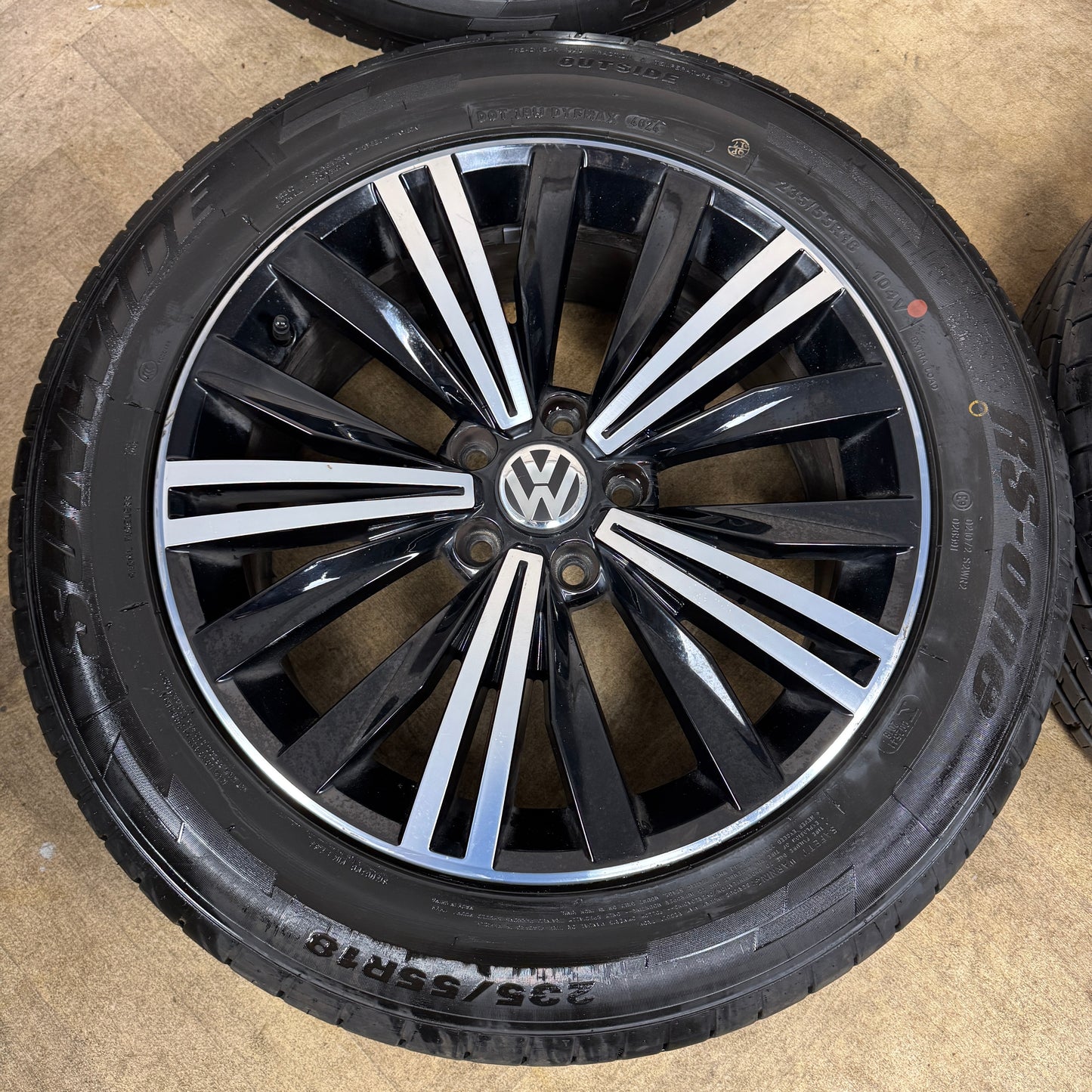 18'' GENUINE VW TIGUAN PATAGONIA ALLOY WHEELS TYRES ALLOYS 5NA601025C