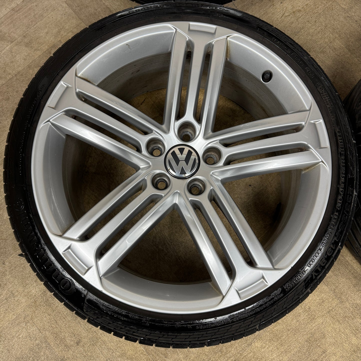 19'' GENUINE VW SCIROCCO R LINE SILVER TALLADEGA ALLOY GOLF WHEELS TYRES ALLOYS CADDY