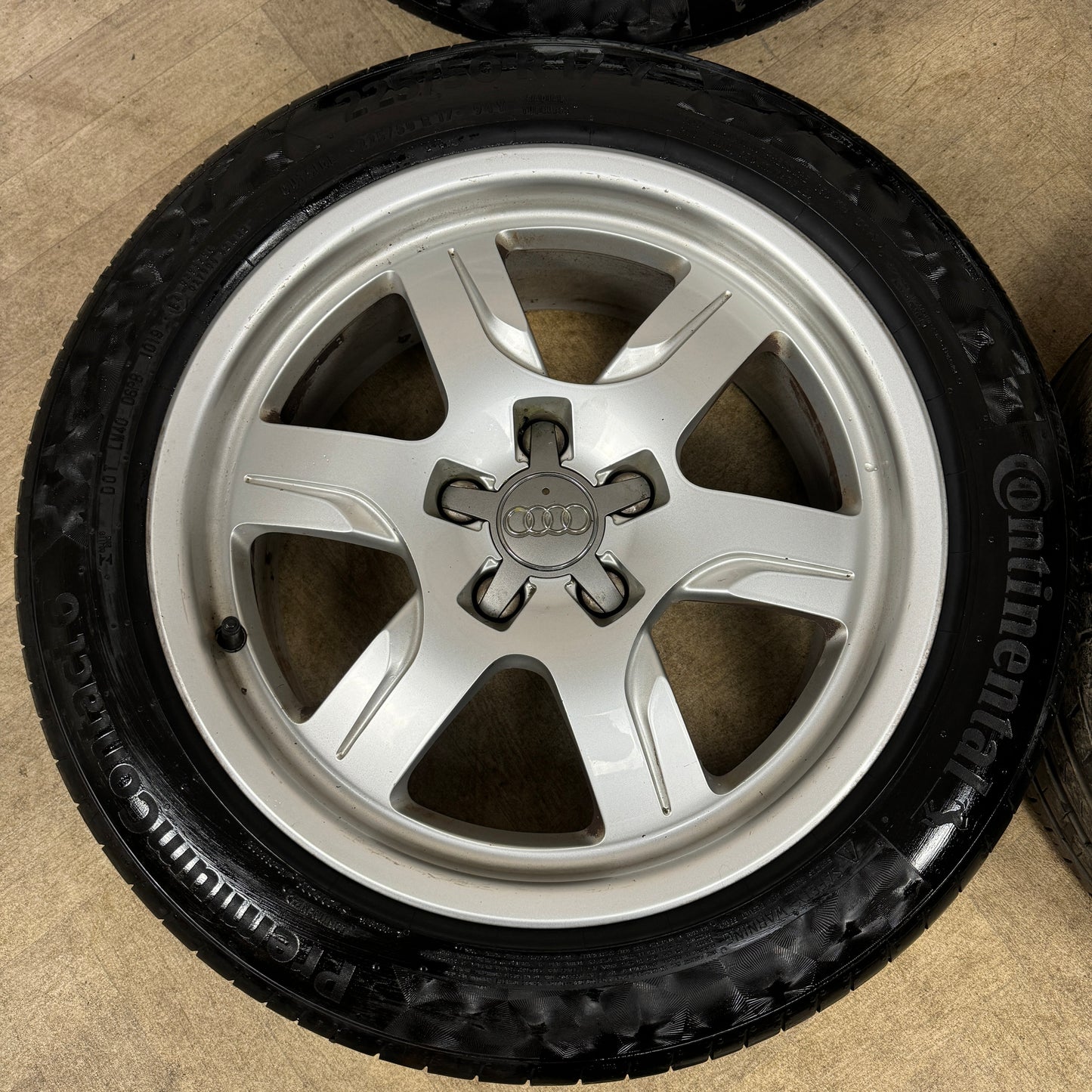 17'' GENUINE AUDI A5 6 SPOKE B8 B9 A4 ALLOY WHEELS ALLOYS TYRES