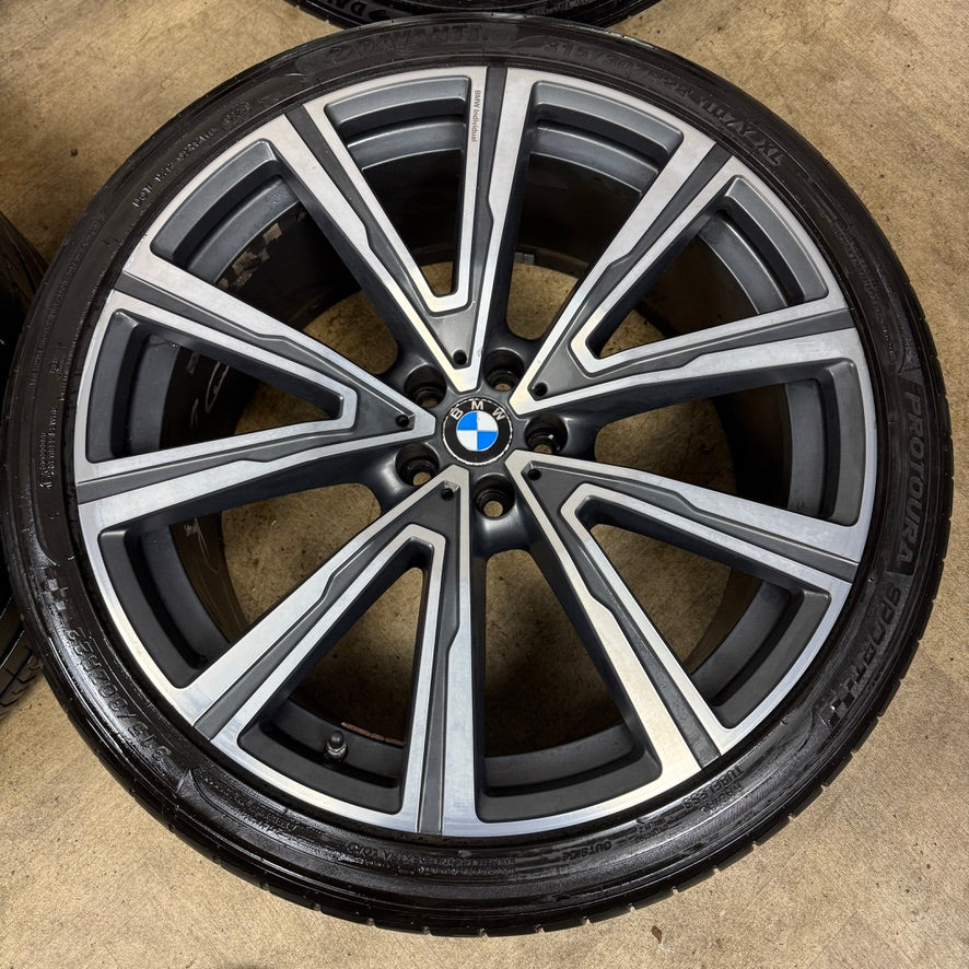 22'' GENUINE BMW X5 X6 G05 G06 746M 746I INDIVIDUAL M SPORT ALLOYS WHEELS ALLOYS TYRES 8072000 & 8072001