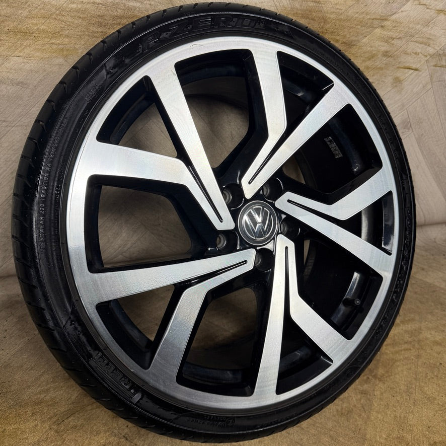 1X 19" GENUINE VW GOLF MK7 GT GTI BRESCIA CLUBSPORT ALLOY WHEEL TYRE 5G0601025CL