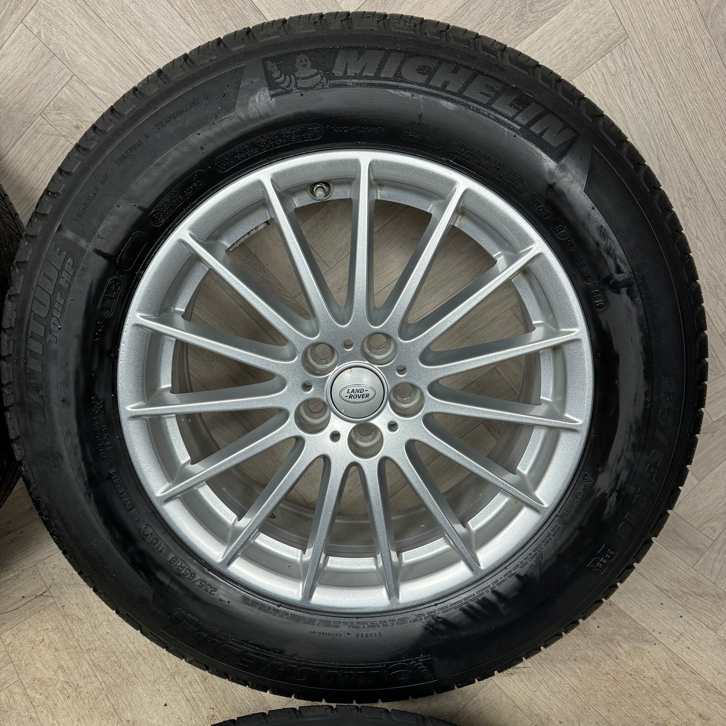 18'' GENUINE RANGE ROVER VELAR MULTISPOKE ALLOY WHEELS TYRES ALLOYS