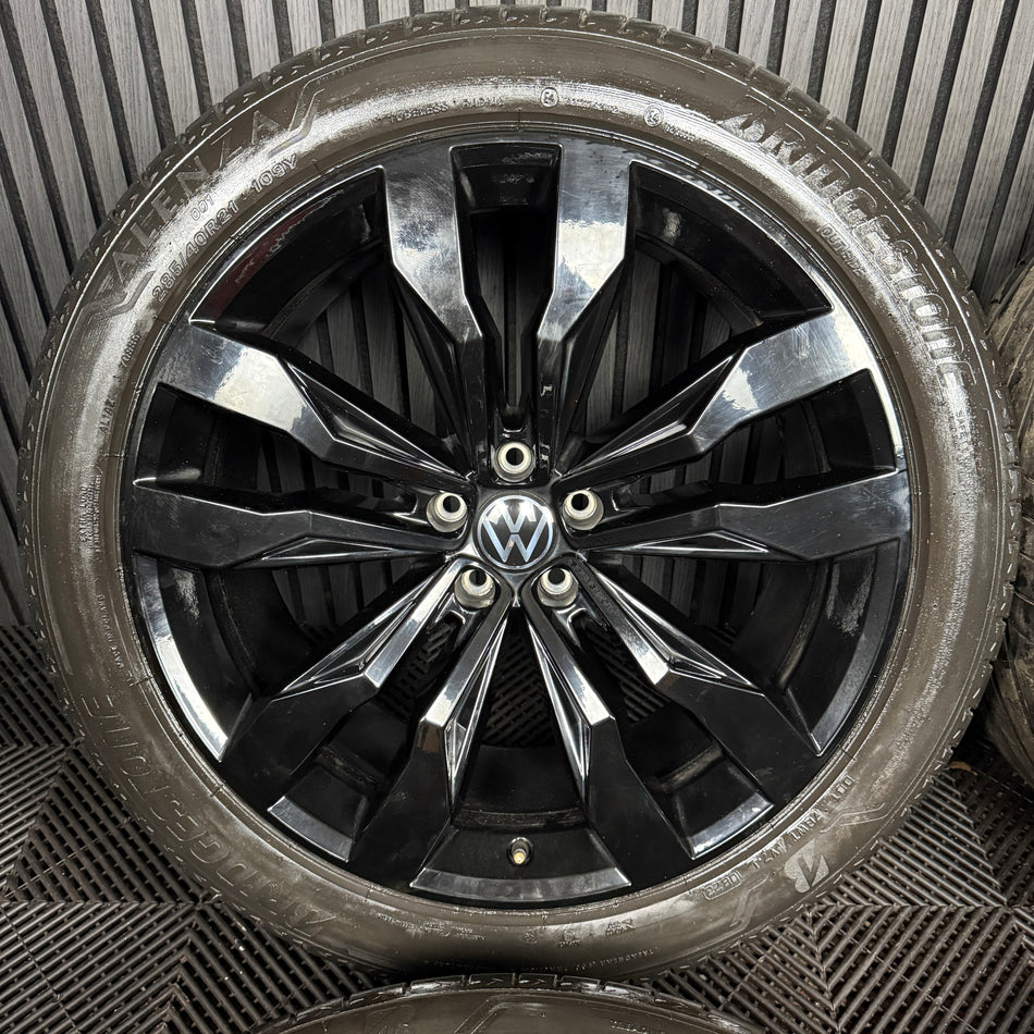 21'' GENUINE VW TOUAREG SUZUKA BLACK R LINE WHEELS ALLOYS TYRES Q7 760601025D