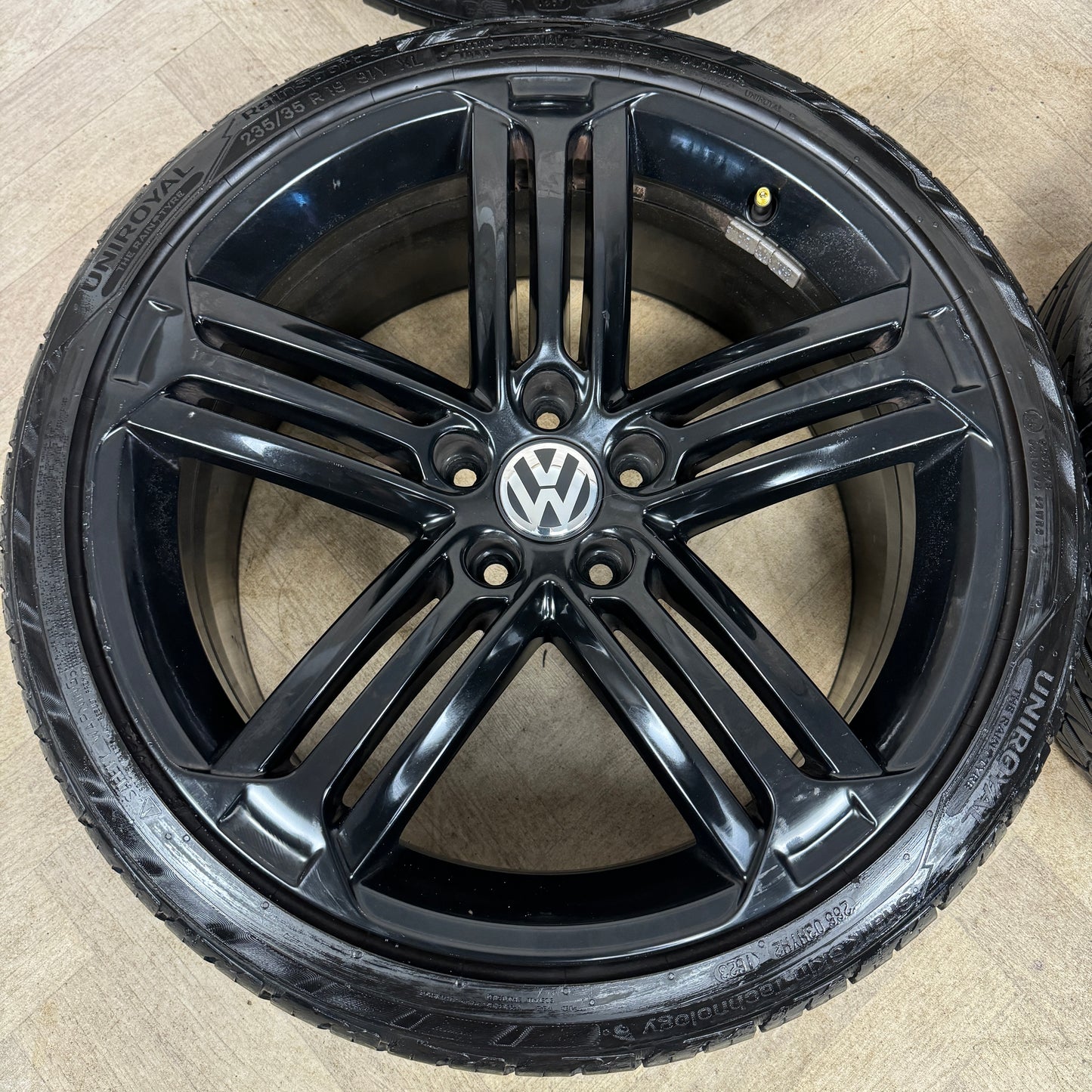 19'' GENUINE VW SCIROCCO R LINE BLACK TALLADEGA ALLOY GOLF WHEELS TYRES ALLOYS CADDY