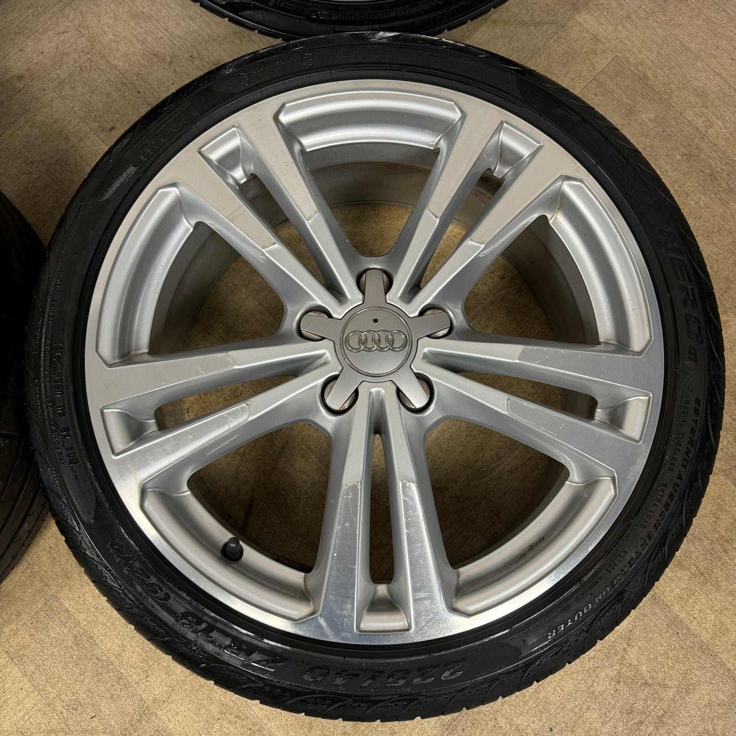 18'' GENUINE AUDI A3 S LINE SILVER ALLOY WHEELS ALLOYS TYRES S3 GOLF C