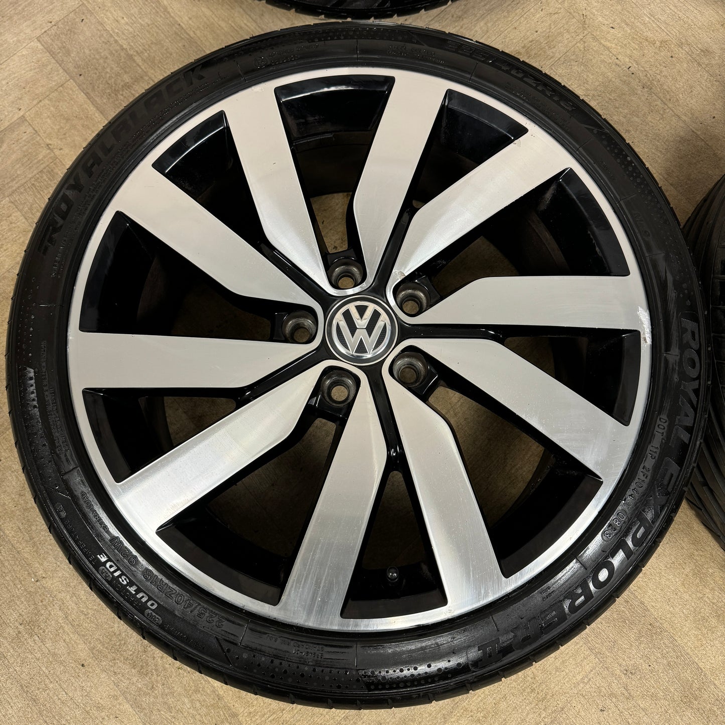 18'' GENUINE VW GOLF GT GTE MARSEILLE GTD GTI R LINE MK7 MK8 MK6 ALLOY WHEELS TYRES ALLOYS CADDY