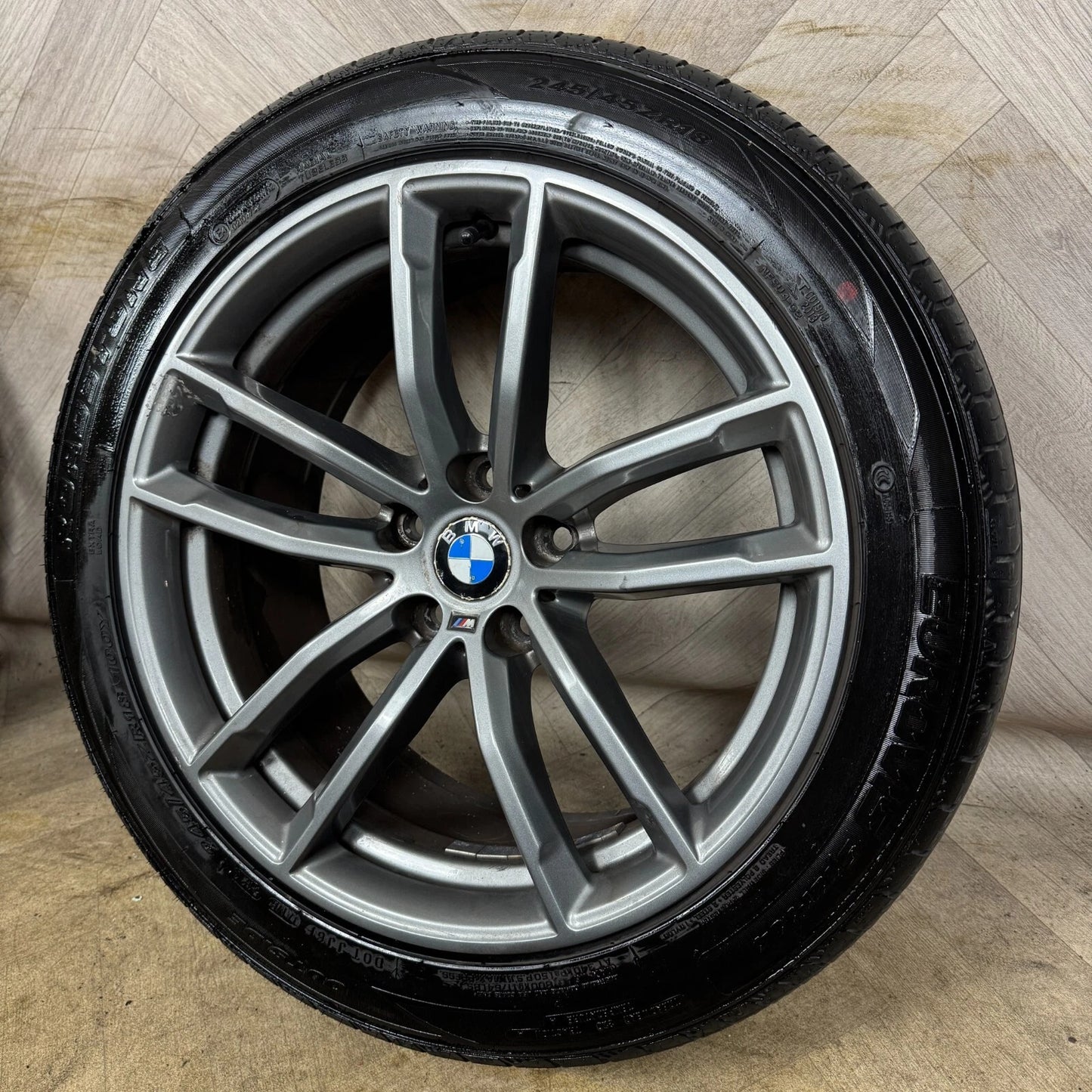 1X 18'' GENUINE BMW 5 SERIES GREY 662 M G30 G31 SPORT ALLOY WHEEL FRONT  5X112 FITMENT  8J ET30 PART: 8093405