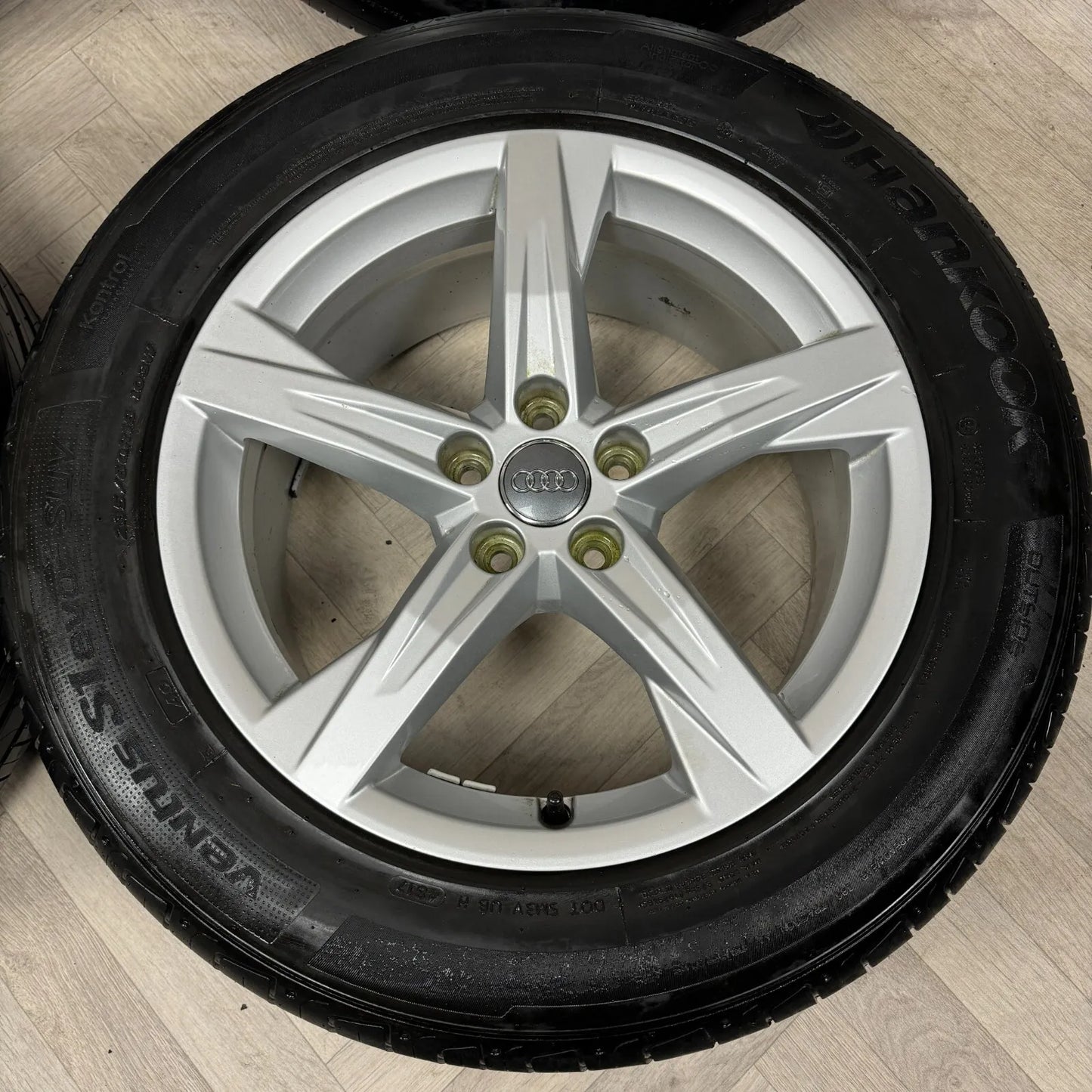 18'' GENUINE AUDI Q5 5 SPOKE SE ALLOY WHEELS TYRES ALLOYS 5X112