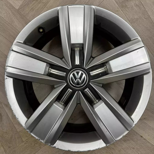 1X 17'' GENUINE VW TRANSPORTER T6.1 T6 T5 DAVENPORT ALLOY WHEEL 7E0601025AB