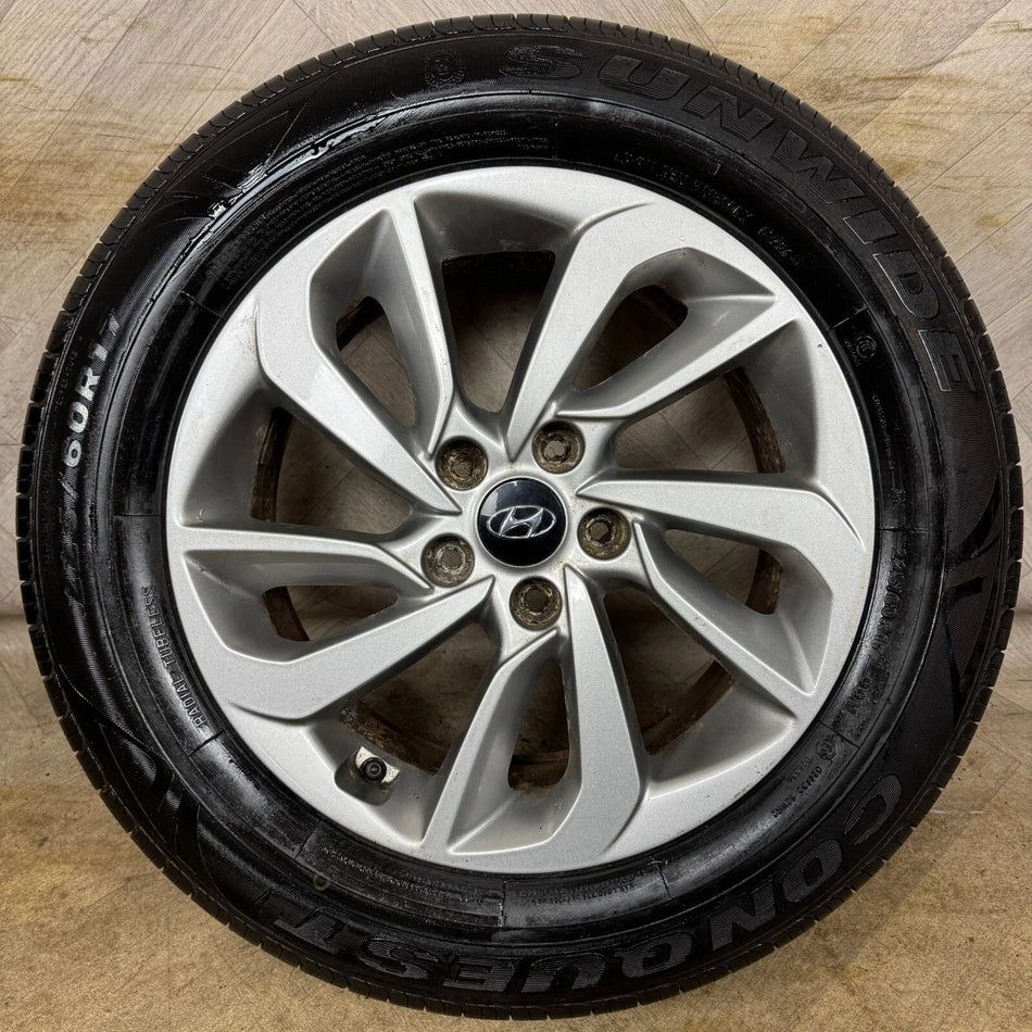 1X 17'' Genuine Hyundai Tuscon Mk2 Alloy Tyre Wheel  5X114.3 Fitment  7J Et51 Part: 52910D7210